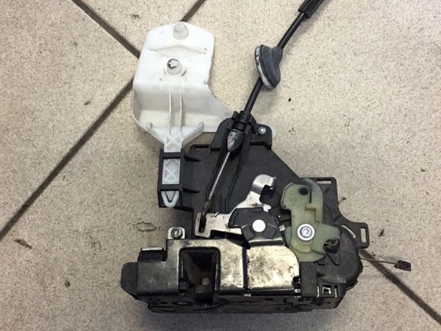 bontott VW CADDY Jobb hátsó Ajtózár