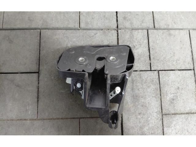 bontott VW CADDY Jobb hátsó Ajtózár