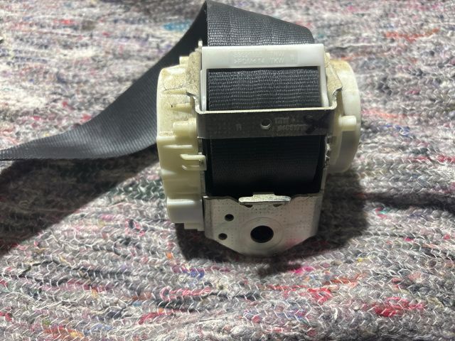 bontott VW CADDY Jobb hátsó Biztonsági Öv