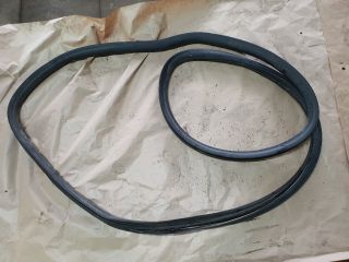 bontott VW CADDY Jobb hátsó Gumikéder