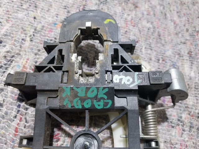 bontott VW CADDY Jobb hátsó Külső Kilincsfészek