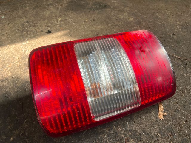 bontott VW CADDY Jobb Hátsó Lámpa