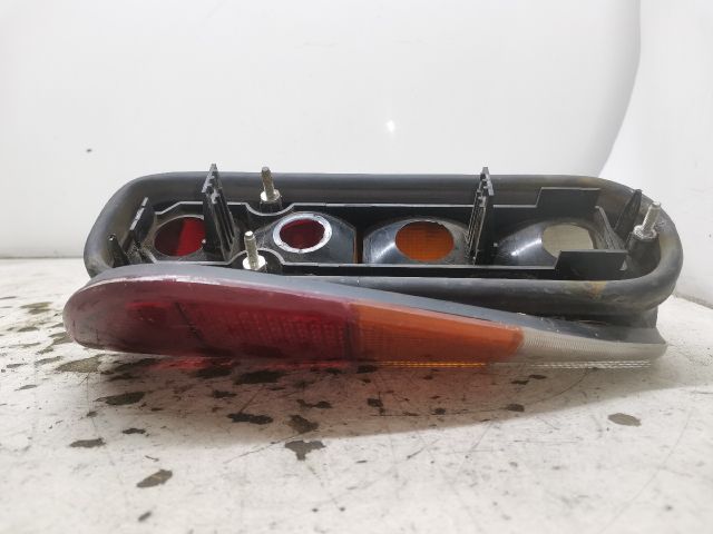 bontott VW CADDY Jobb Hátsó Lámpa