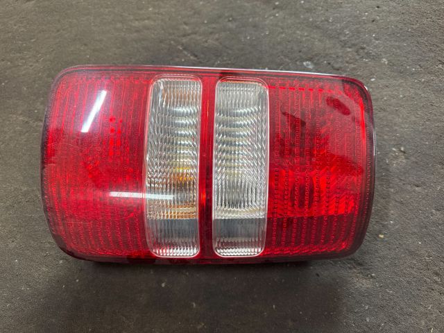 bontott VW CADDY Jobb Hátsó Lámpa