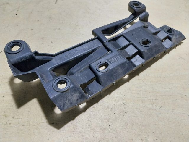 bontott VW CADDY Jobb hátsó Oldal Lökhárító Tartó (Műanyag)