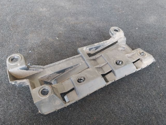 bontott VW CADDY Jobb hátsó Oldal Lökhárító Tartó (Műanyag)