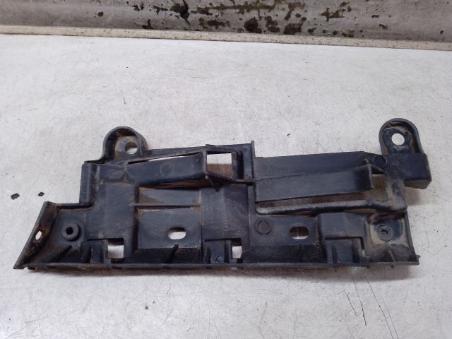 bontott VW CADDY Jobb hátsó Oldal Lökhárító Tartó (Műanyag)