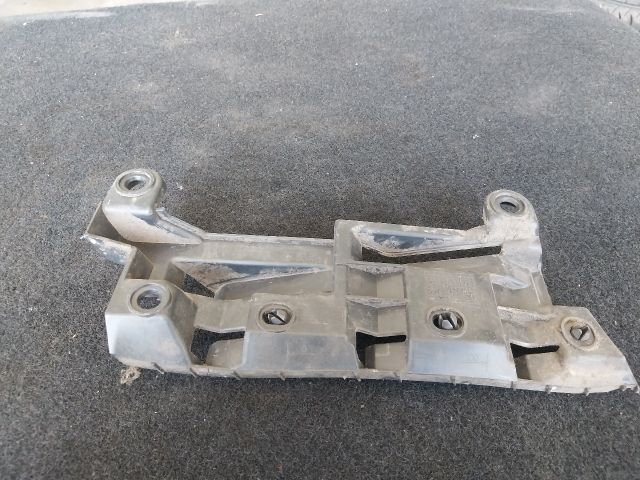 bontott VW CADDY Jobb hátsó Oldal Lökhárító Tartó (Műanyag)