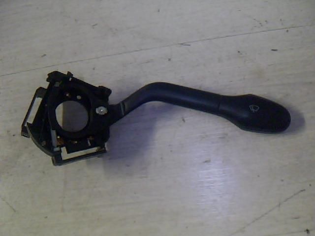 bontott VW CADDY Jobb Kormánykapcsoló Ablaktörlő