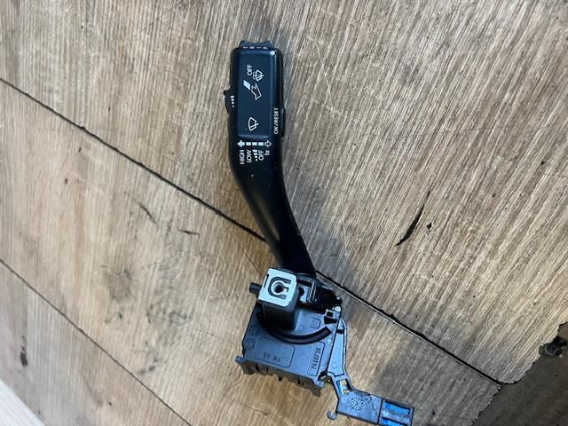 bontott VW CADDY Jobb Kormánykapcsoló Ablaktörlő