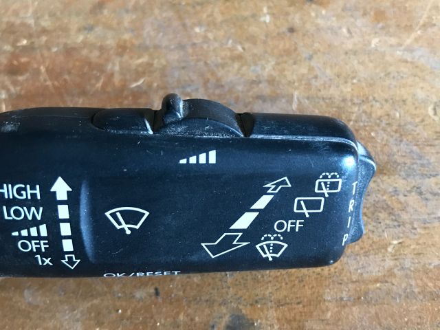 bontott VW CADDY Jobb Kormánykapcsoló Ablaktörlő