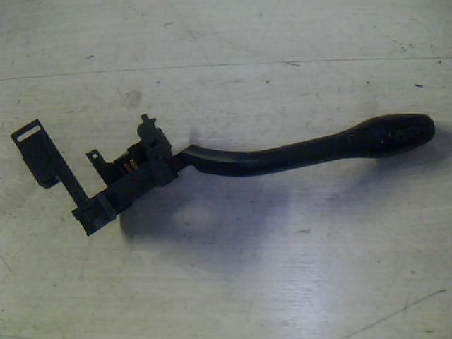 bontott VW CADDY Jobb Kormánykapcsoló Ablaktörlő