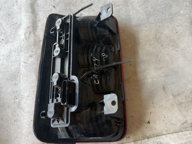 bontott VW CADDY Jobb Külső Hátsó Lámpa