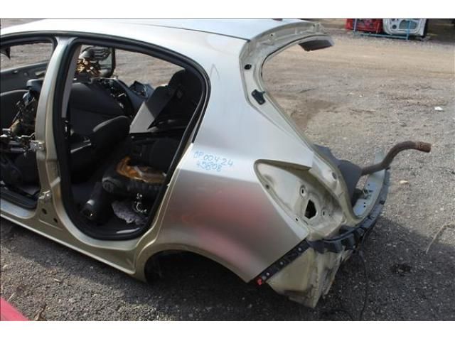 bontott VW CADDY Jobb Küszöb