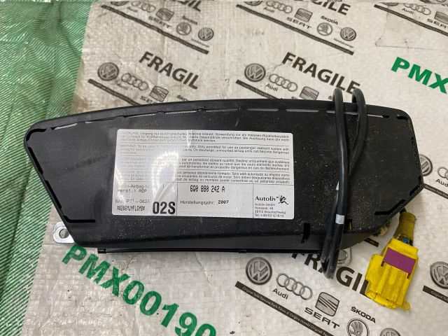 bontott VW CADDY Jobb Oldallégzsák