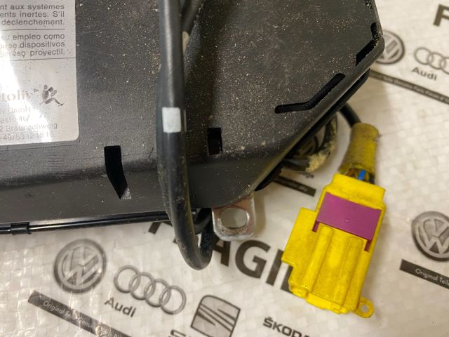 bontott VW CADDY Jobb Oldallégzsák