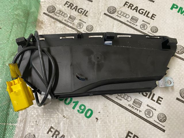 bontott VW CADDY Jobb Oldallégzsák