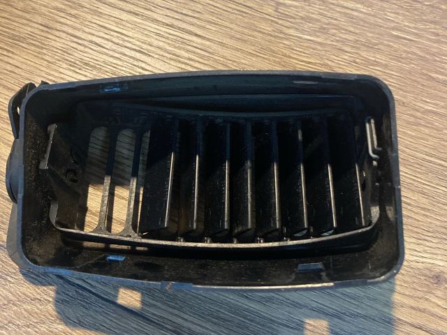 bontott VW CADDY Jobb Szellőző