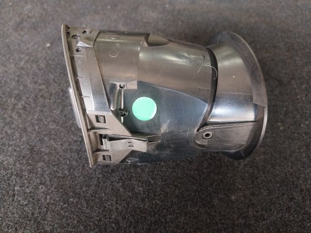 bontott VW CADDY Jobb Szellőző