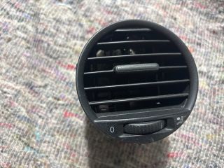 bontott VW CADDY Jobb Szellőző