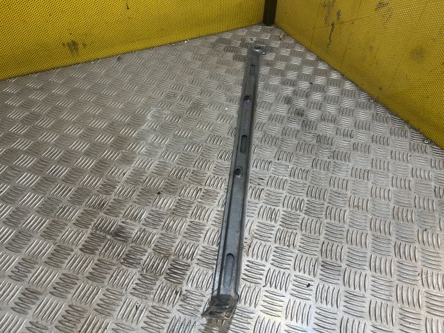 bontott VW CADDY Jobb Tolóajtó Sín