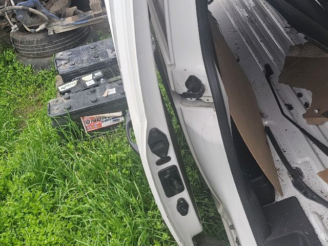 bontott VW CADDY Jobb Tolóajtó (Üres lemez)