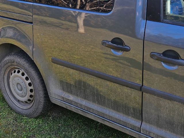 bontott VW CADDY Jobb Tolóajtó (Üres lemez)