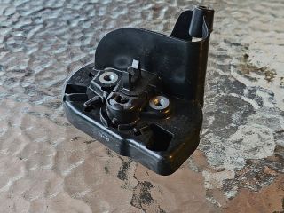 bontott VW CADDY Jobb Tolóajtó Zárszerkezet