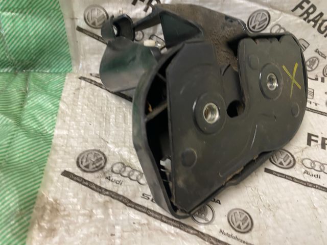 bontott VW CADDY Jobb Tolóajtó Zárszerkezet