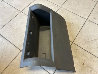 bontott VW CADDY Kesztyűtartó