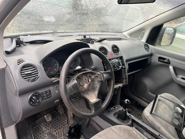 bontott VW CADDY Komfort Elektronika