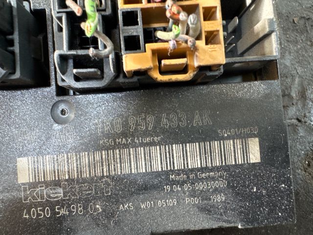 bontott VW CADDY Komfort Elektronika