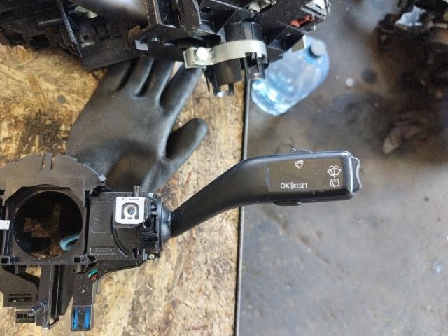 bontott VW CADDY Komplett Kormánykapcsoló (Bajuszkapcsoló)