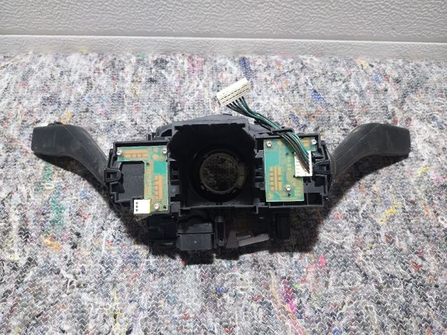 bontott VW CADDY Komplett Kormánykapcsoló (Bajuszkapcsoló)