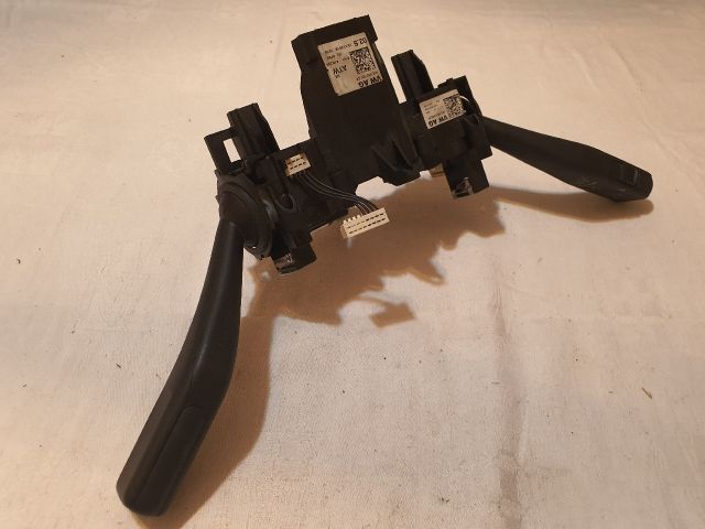 bontott VW CADDY Komplett Kormánykapcsoló (Bajuszkapcsoló)