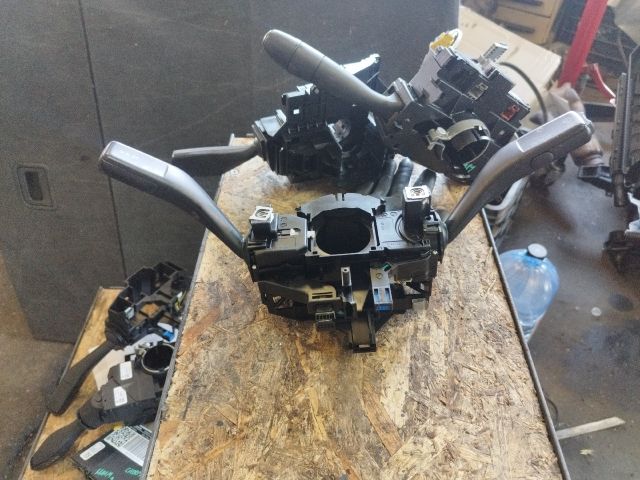 bontott VW CADDY Komplett Kormánykapcsoló (Bajuszkapcsoló)