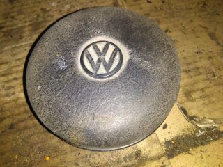 bontott VW CADDY Kormányközép Burkolat