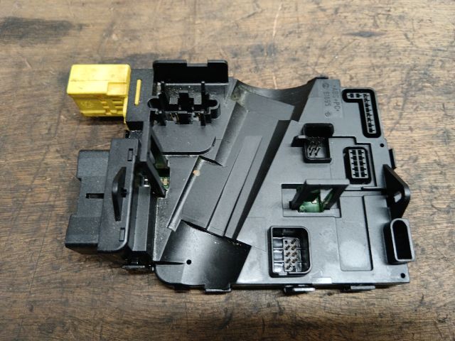 bontott VW CADDY Kormányoszlop Vezérlő