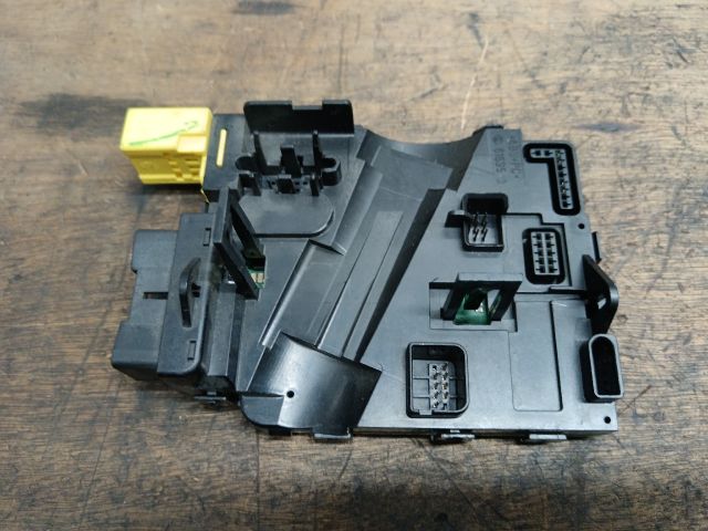 bontott VW CADDY Kormányoszlop Vezérlő