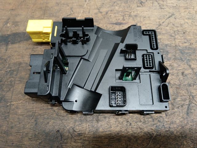 bontott VW CADDY Kormányoszlop Vezérlő