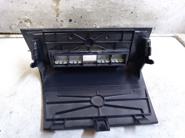 bontott VW CADDY Középkonzol Keret