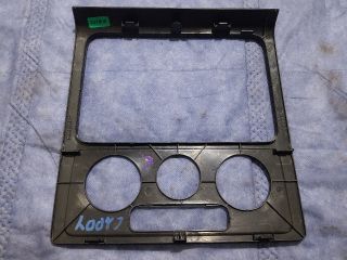 bontott VW CADDY Középkonzol Keret