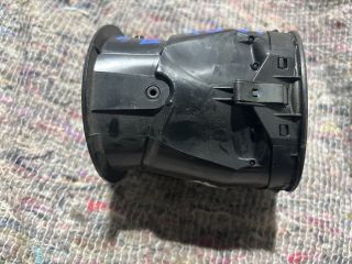 bontott VW CADDY Középső Jobb Szellőző