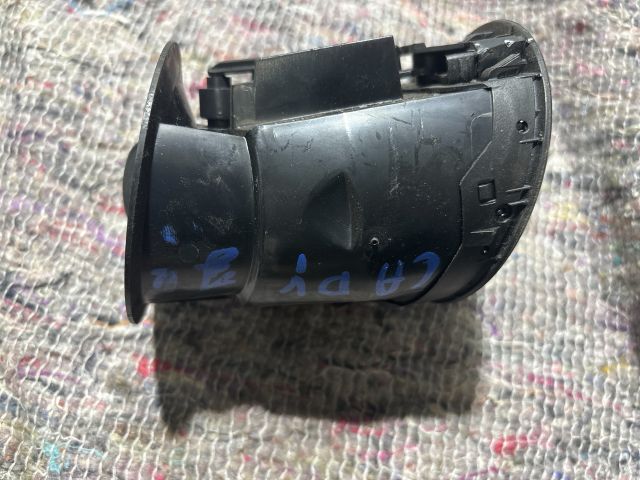 bontott VW CADDY Középső Jobb Szellőző