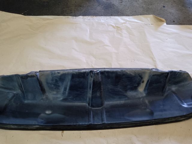 bontott VW CADDY Levélrács Tartó