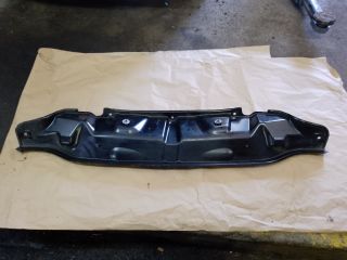 bontott VW CADDY Levélrács Tartó