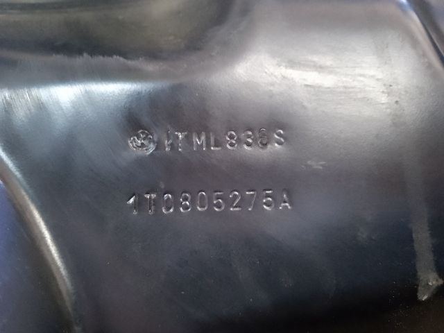 bontott VW CADDY Levélrács Tartó