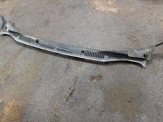 bontott VW CADDY Levélrács