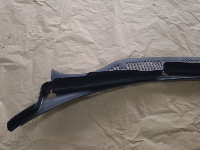 bontott VW CADDY Levélrács