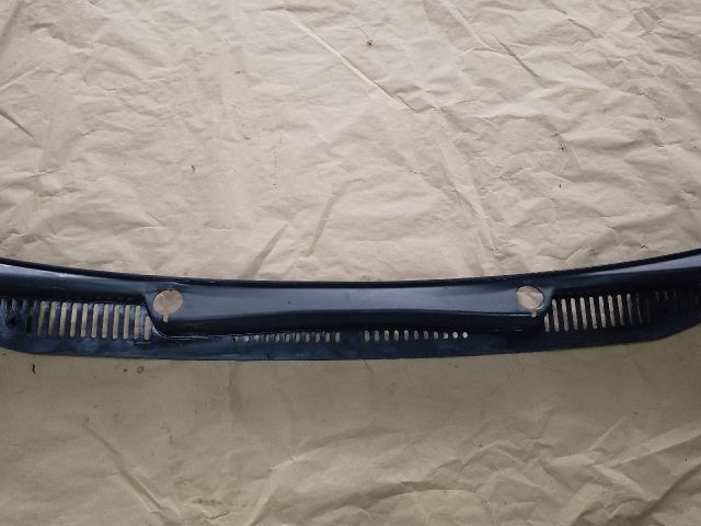 bontott VW CADDY Levélrács